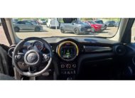 MINI HATCH 5 PORTES F55 Hatch 5 Portes One 102 ch BVA7 Edition Greenwich