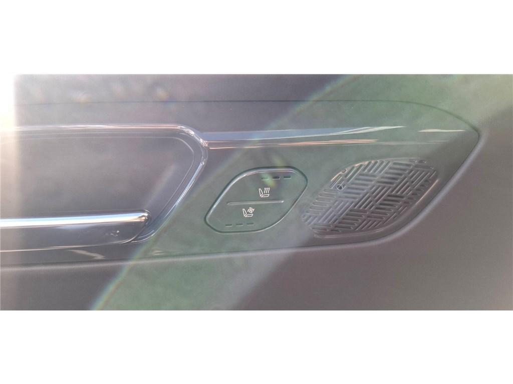 KIA EV9 204 CH Earth