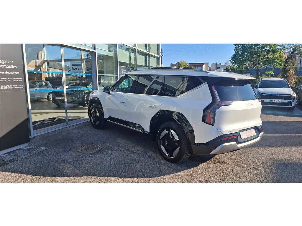 KIA EV9 204 CH Earth