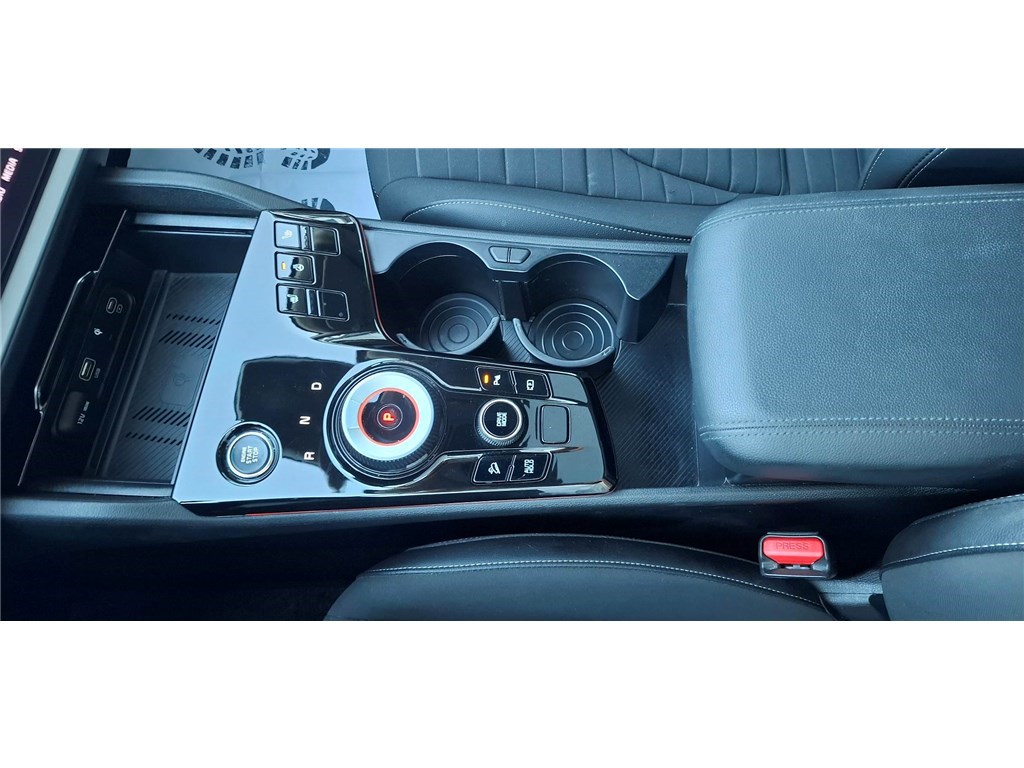 KIA SPORTAGE HEV DESIGN TO 1.6 T-GDI 230CH ISG HYBRIDE BVA6 4X2 Design