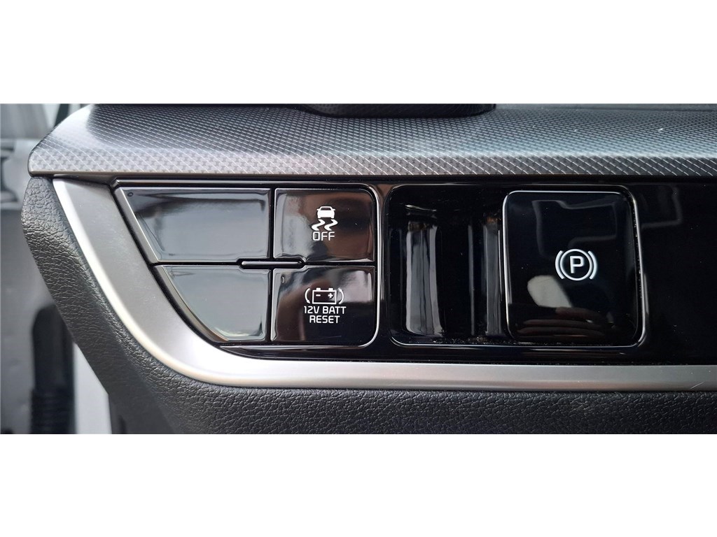 KIA SPORTAGE HEV DESIGN TO 1.6 T-GDI 230CH ISG HYBRIDE BVA6 4X2 Design