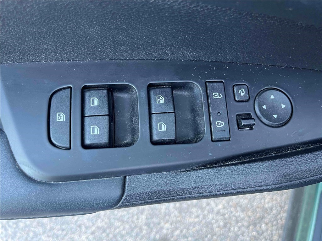 KIA SPORTAGE VP 1.6 T-GDI 150CH MHEV BVM6 4X2 Active