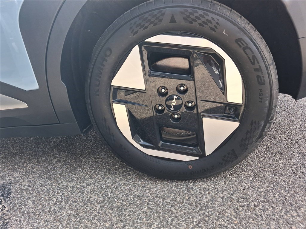 KIA EV3 81.4 KWH 204 CH Earth