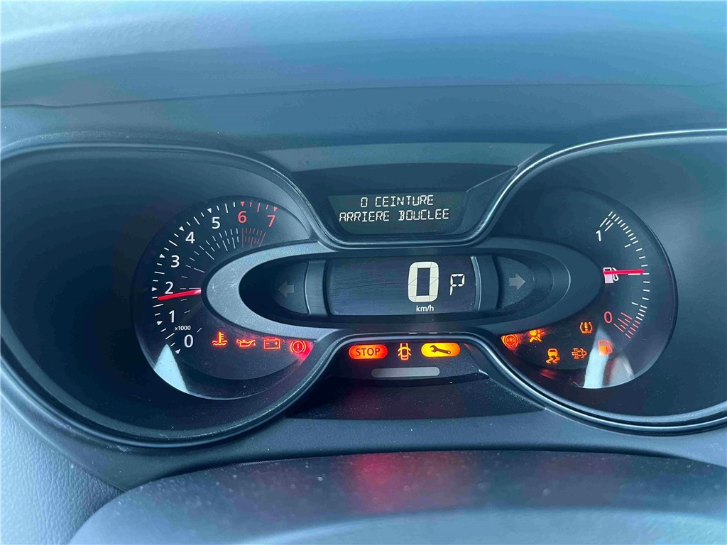 RENAULT CAPTUR TCE 150 FAP EDC Initiale Paris