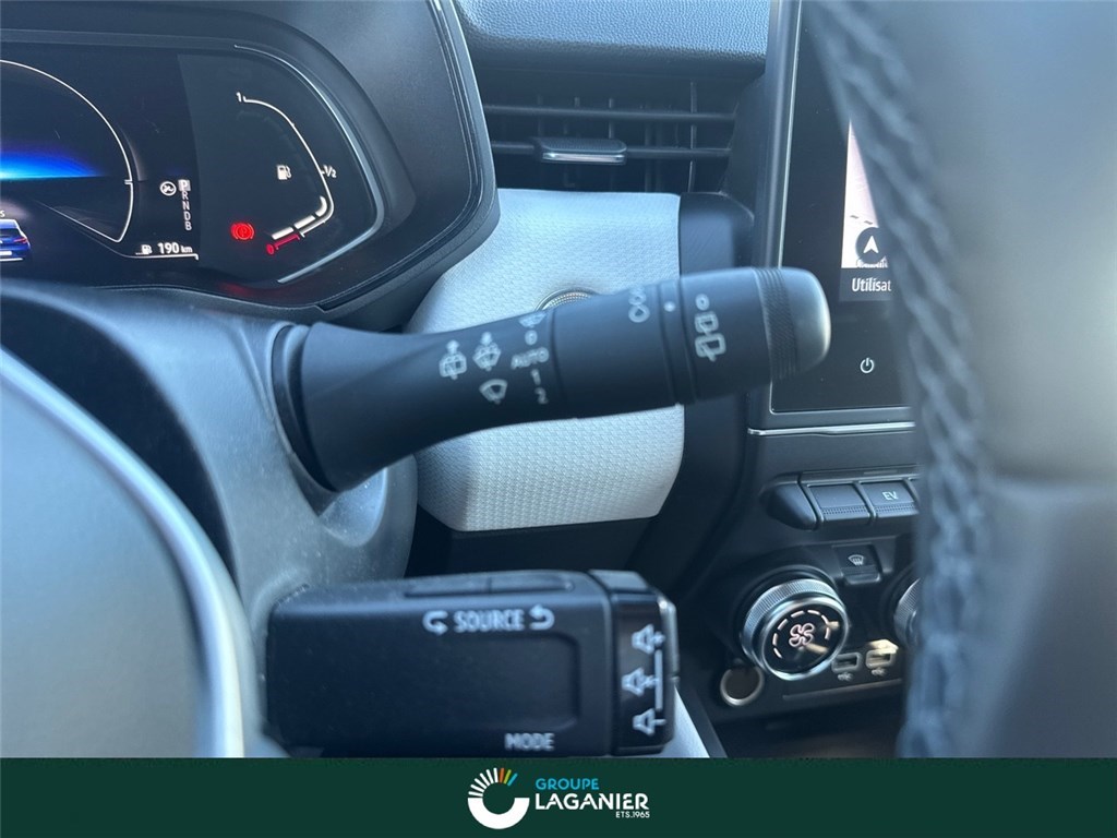 RENAULT CLIO E-TECH FULL HYBRID 145 Techno