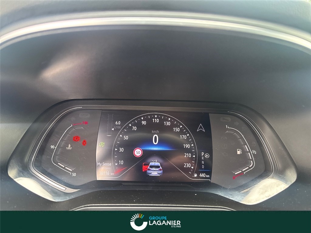 RENAULT CLIO TCE 130 EDC FAP Intens