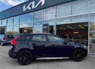 VOLVO V40 CROSS COUNTRY D3 150 Kinetic Geartronic A