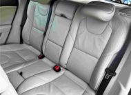 VOLVO V40 CROSS COUNTRY D3 150 Kinetic Geartronic A