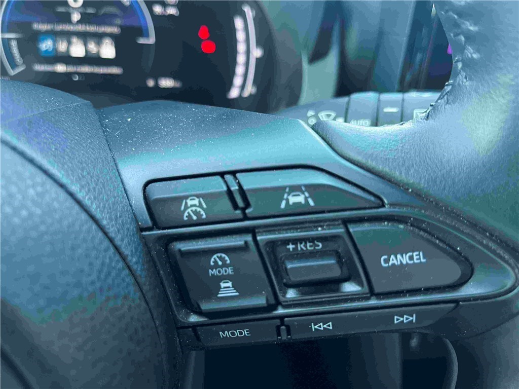 TOYOTA YARIS 116H 2WD Design