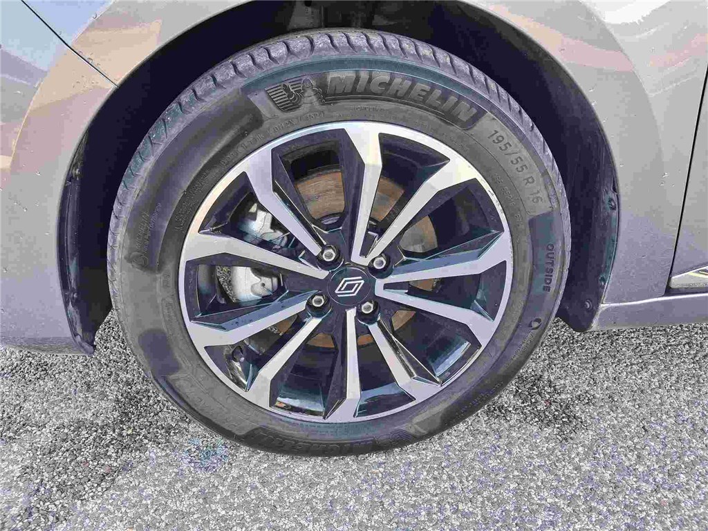 RENAULT CLIO E-TECH FULL HYBRID 145 GSR2 Techno
